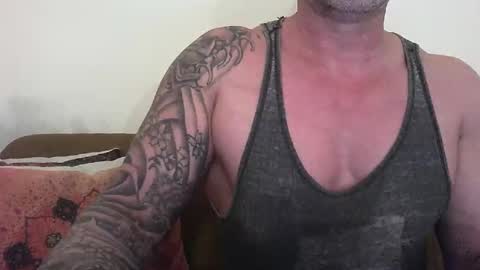 Snapshot of show_on_for_you chatting on January 2025 09:22:01 PM show_on_for_you online show from January 2025 09:22:01 PM