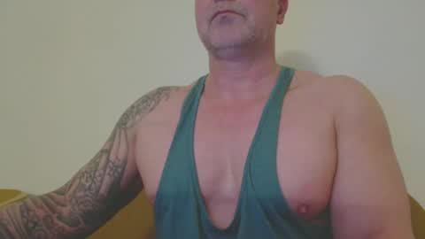 Snapshot of show_on_for_you chatting on February 2025 08:24:01 PM show_on_for_you online show from February 2025 08:24:01 PM