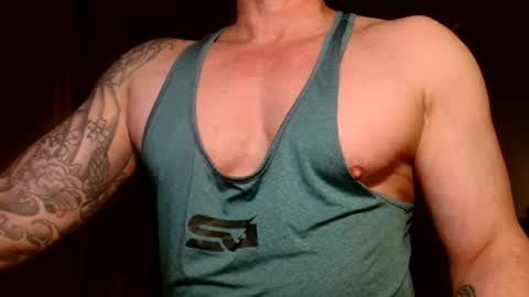 Snapshot of show_on_for_you chatting on February 2026 11:03:02 PM show_on_for_you online show from February 2026 11:03:02 PM