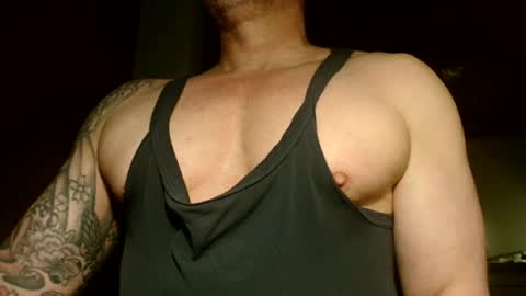 Snapshot of show_on_for_you chatting on February 2026 11:21:02 PM show_on_for_you online show from February 2026 11:21:02 PM