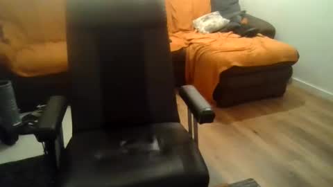showherenow online show from June 2026 05:13:02 AM