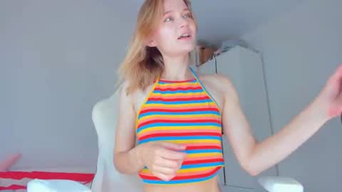 jennywoody online show from June 2026 03:05:01 AM