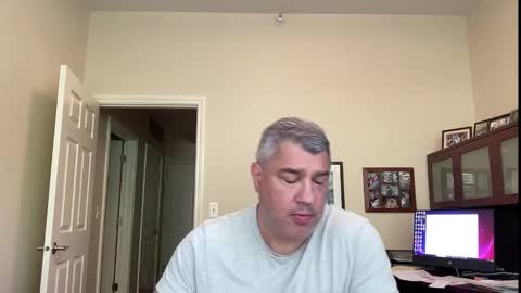 Chicago Guy online show from September 2025 07:46:02 PM