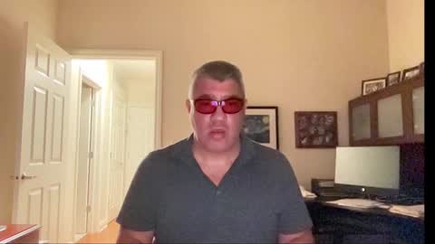 Chicago Guy online show from September 2025 04:05:02 AM