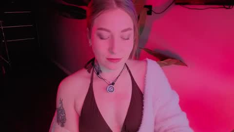 Snapshot of showmeyourfetish chatting on June 2026 04:36:02 AM ShowmeYourfetish online show from June 2026 04:36:02 AM