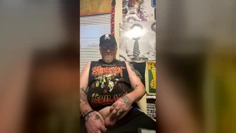 Snapshot of shredder2345 chatting on May 2026 01:03:02 AM shredder2345 online show from May 2026 01:03:02 AM