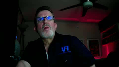 Snapshot of shrewtamer chatting on December 2024 04:39:01 AM shrewtamer online show from December 2024 04:39:01 AM