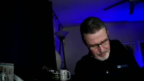 Snapshot of shrewtamer chatting on December 2024 03:32:01 AM shrewtamer online show from December 2024 03:32:01 AM