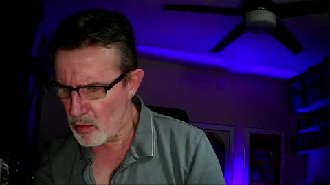 Snapshot of shrewtamer chatting on January 2025 05:03:02 AM shrewtamer online show from January 2025 05:03:02 AM