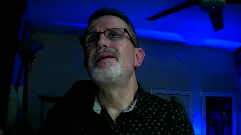 Snapshot of shrewtamer chatting on February 2025 03:18:02 AM shrewtamer online show from February 2025 03:18:02 AM