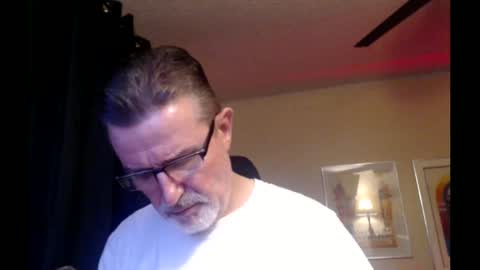 Snapshot of shrewtamer chatting on February 2025 01:52:02 AM shrewtamer online show from February 2025 01:52:02 AM