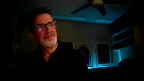 Snapshot of shrewtamer chatting on March 2025 09:50:01 AM shrewtamer online show from March 2025 09:50:01 AM