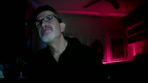 Snapshot of shrewtamer chatting on March 2025 04:39:02 PM shrewtamer online show from March 2025 04:39:02 PM