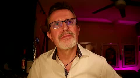 Snapshot of shrewtamer chatting on September 2025 04:56:02 AM shrewtamer online show from September 2025 04:56:02 AM