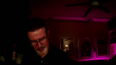 Snapshot of shrewtamer chatting on September 2025 04:38:01 AM shrewtamer online show from September 2025 04:38:01 AM