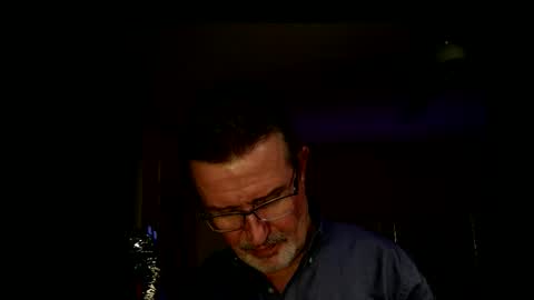 Snapshot of shrewtamer chatting on October 2025 02:10:01 AM shrewtamer online show from October 2025 02:10:01 AM