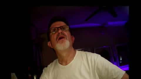 Snapshot of shrewtamer chatting on October 2025 03:07:02 AM shrewtamer online show from October 2025 03:07:02 AM