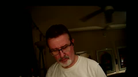 Snapshot of shrewtamer chatting on October 2025 02:52:01 AM shrewtamer online show from October 2025 02:52:01 AM