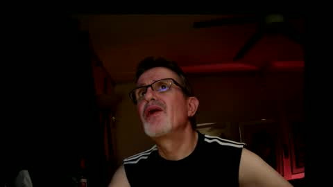 Snapshot of shrewtamer chatting on November 2025 07:08:02 AM shrewtamer online show from November 2025 07:08:02 AM