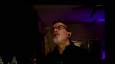 Snapshot of shrewtamer chatting on November 2025 04:17:02 AM shrewtamer online show from November 2025 04:17:02 AM