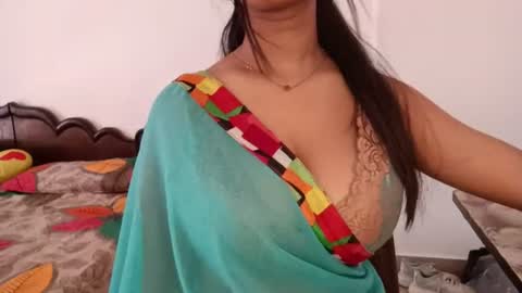 shreya_07 online show from July 2026 03:04:01 AM