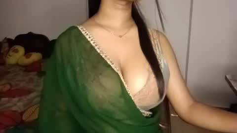 shreya_07 online show from July 2026 03:08:02 PM