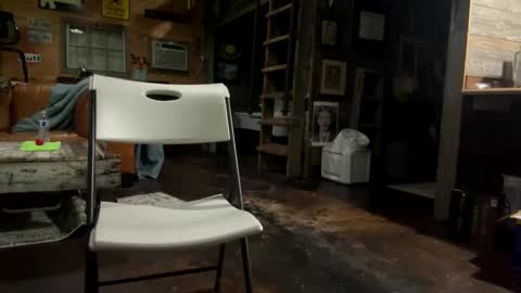 Snapshot of shrimp_stuck chatting on September 2025 07:13:02 AM shrimp_stuck online show from September 2025 07:13:02 AM