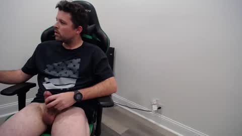 Snapshot of shroomhead5 chatting on January 2025 11:33:01 PM shroom online show from January 2025 11:33:01 PM