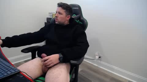 Snapshot of shroomhead5 chatting on January 2025 09:18:02 PM shroom online show from January 2025 09:18:02 PM