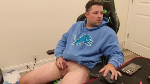 Snapshot of shroomhead5 chatting on October 2025 06:42:01 PM shroom online show from October 2025 06:42:01 PM