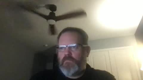 Snapshot of shughes740 chatting on November 2025 01:27:02 AM shughes740 online show from November 2025 01:27:02 AM