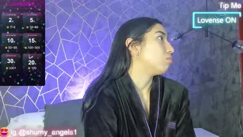 ZUMY ANGELS online show from October 2025 06:08:01 PM