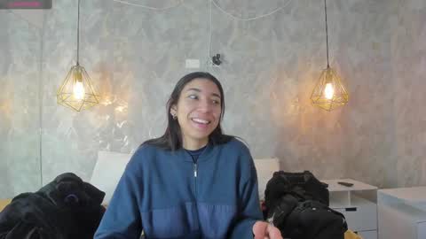 ZUMY ANGELS online show from November 2025 04:44:01 AM