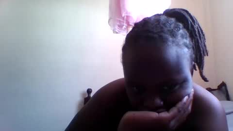 Snapshot of shwary_sugarsugar chatting on February 2025 12:05:02 PM shwary_sugarsugar online show from February 2025 12:05:02 PM