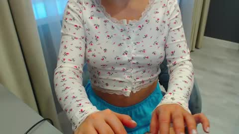 Snapshot of shy_26 chatting on December 2024 08:22:02 AM shy_26 online show from December 2024 08:22:02 AM