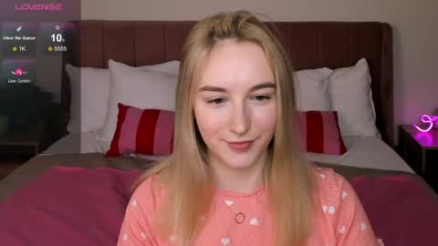 Polly online show from May 2026 12:18:01 AM