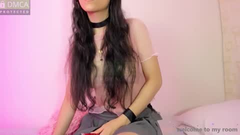 Snapshot of shy_angel_30 chatting on September 2025 06:10:01 PM Angel online show from September 2025 06:10:01 PM