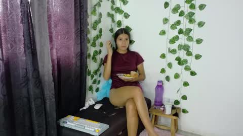 Canela online show from June 2026 03:39:02 PM