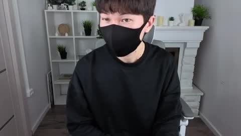 Snapshot of shyazianboy chatting on November 2025 12:28:01 PM Yugo online show from November 2025 12:28:01 PM