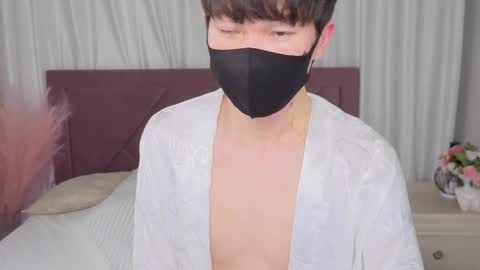 Snapshot of shyazianboy chatting on November 2025 12:16:02 PM Yugo online show from November 2025 12:16:02 PM