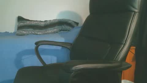 Snapshot of shyboyhugecum2020 chatting on April 2026 02:55:01 AM shyboyhugecum2020 online show from April 2026 02:55:01 AM