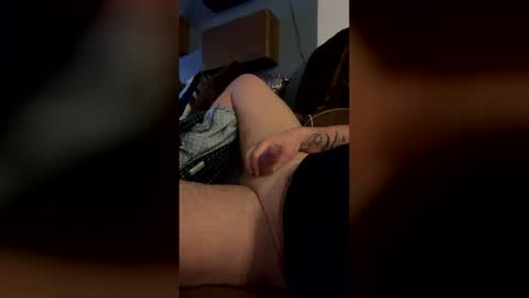 Snapshot of shyboymat69 chatting on January 2026 05:11:02 AM shyboymat69 online show from January 2026 05:11:02 AM