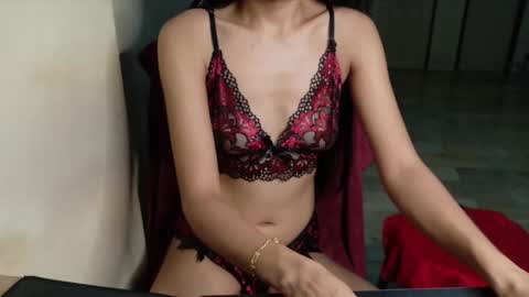 LYN online show from September 2025 01:38:02 AM