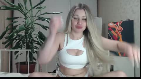 Snapshot of shyevaa chatting on May 2026 04:13:02 PM Eva online show from May 2026 04:13:02 PM