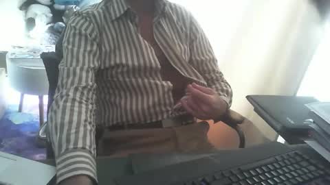 Snapshot of shyfrenchcock chatting on November 2025 09:54:02 AM shyfrenchcock online show from November 2025 09:54:02 AM