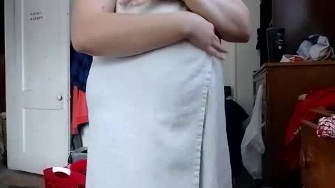 shylee538825 online show from October 2025 03:56:02 PM