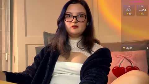 Vanessa online show from June 2026 07:05:01 PM