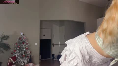 Snapshot of shyrubate chatting on January 2025 05:16:01 AM Aurora online show from January 2025 05:16:01 AM