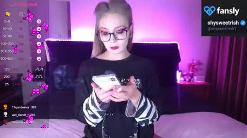 shysweetrish online show from October 2025 02:31:01 AM