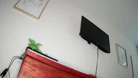 shypetitebaby online show from May 2026 06:16:01 PM